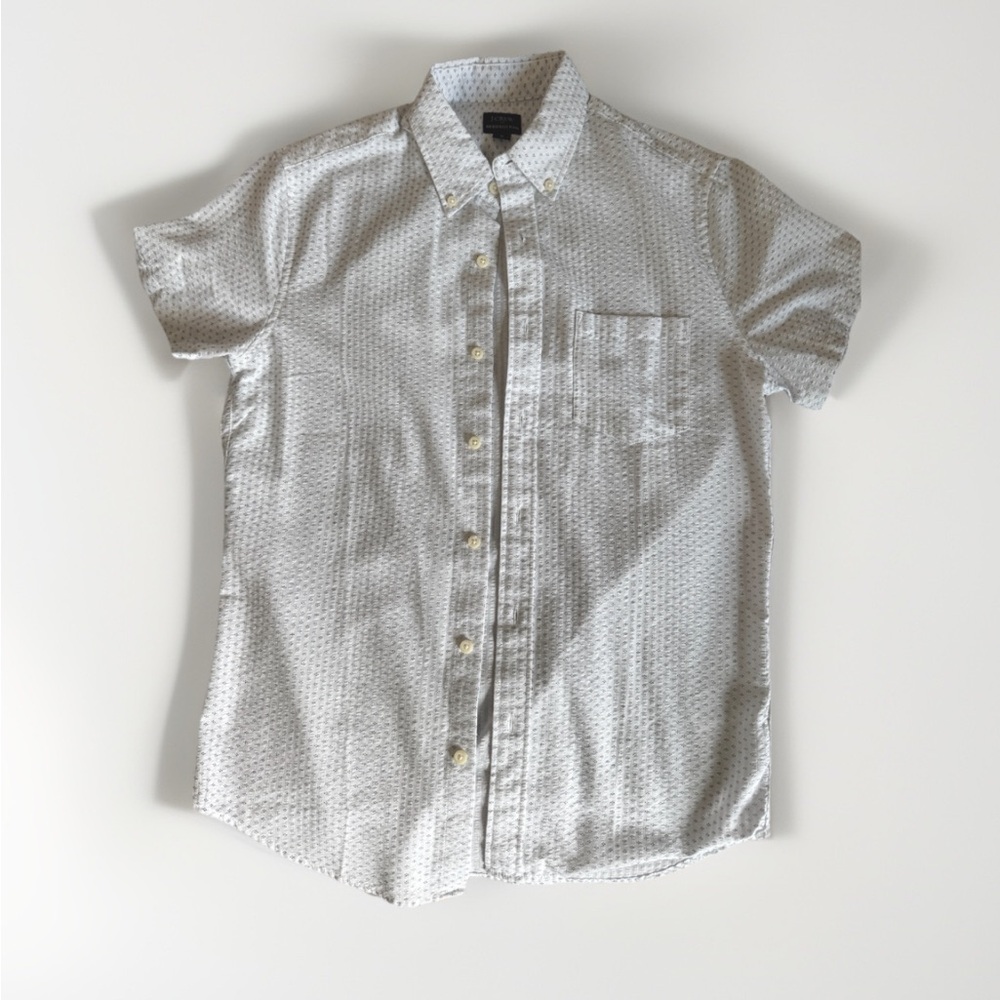 J. Crew White Seersucker Casual Button Down Shirt